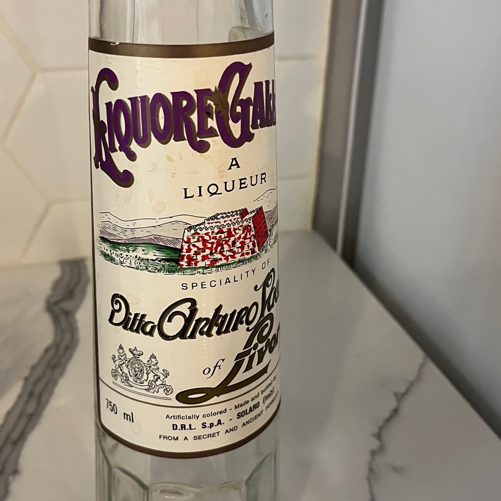 Vintage 1970’s | Liquore Galliano Bottle ( Italy ) - Picture 3 of 7